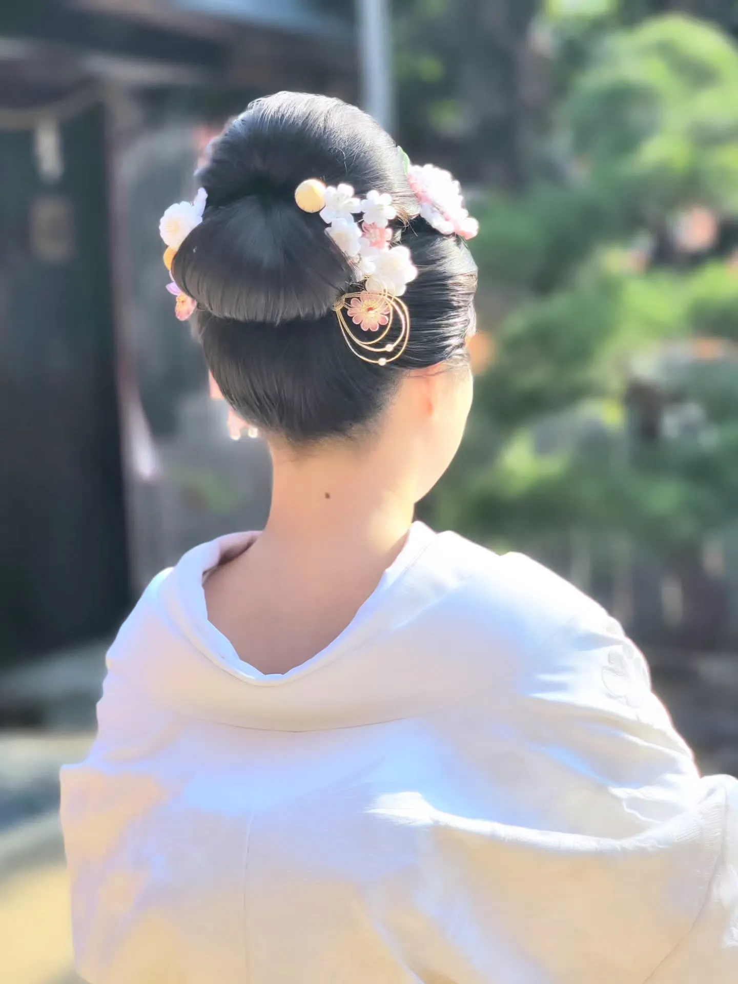 ご結婚式は白無垢に新日本髪をやりたい！という思いで髪の毛を長...